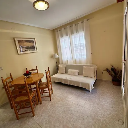 Precioso Apto En Calle San Pascual Con Piscina Cerca De Todos Servicios *