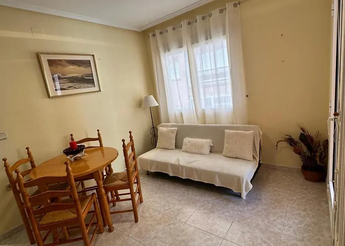 Precioso Apto En Calle San Pascual Con Piscina Cerca De Todos Servicios *